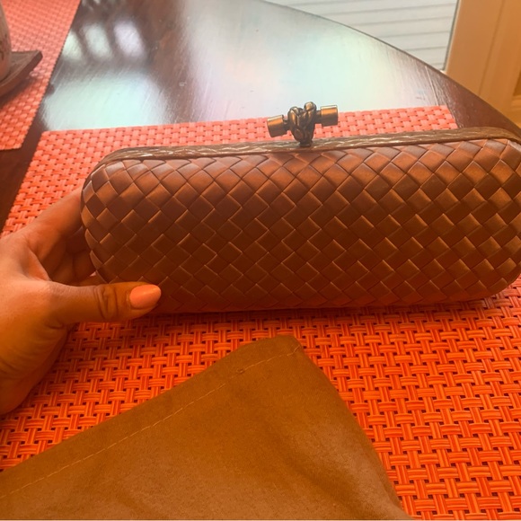 New Womens Bottega Veneta Clutch Bag - Picture 3 of 8